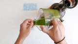Succo di prezzemolo con lime in impacchi di ghiaccio - Preparazione passo 5