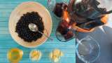 Sciroppo di aronia con zenzero e miele - Preparazione passo 4