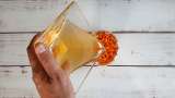 Macerato di olivello spinoso al miele - Preparazione passo 3