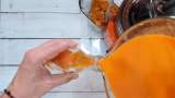Succo di olivello spinoso con zenzero, limone e miele - Preparazione passo 5