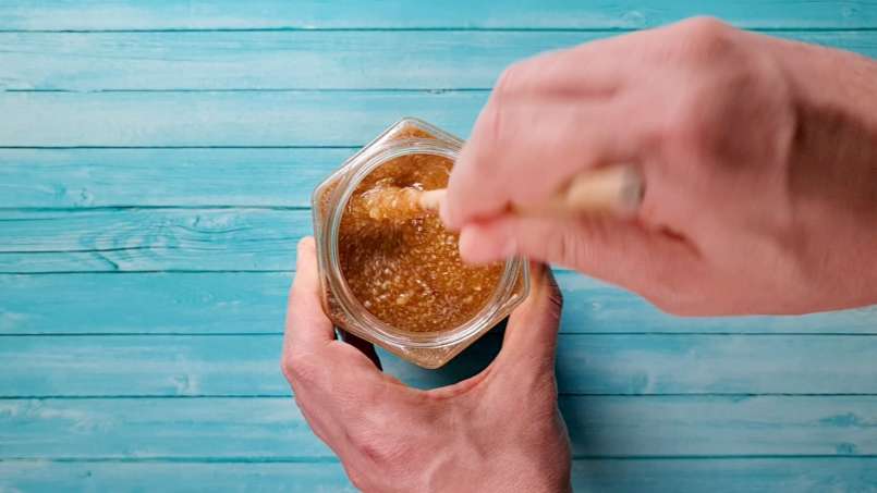 Miele con noci, limone e propoli per l'immunità, foto 12