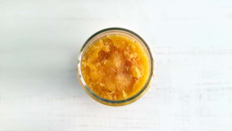 Succo di zenzero con miele, limone, tè verde, curcuma, cannella e menta, foto 9